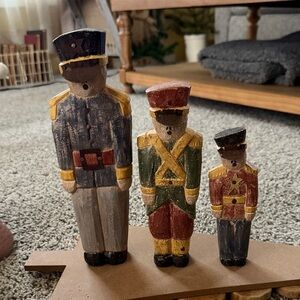 Handcrafted Wooden Soldier Figurines Set - Multicolor
